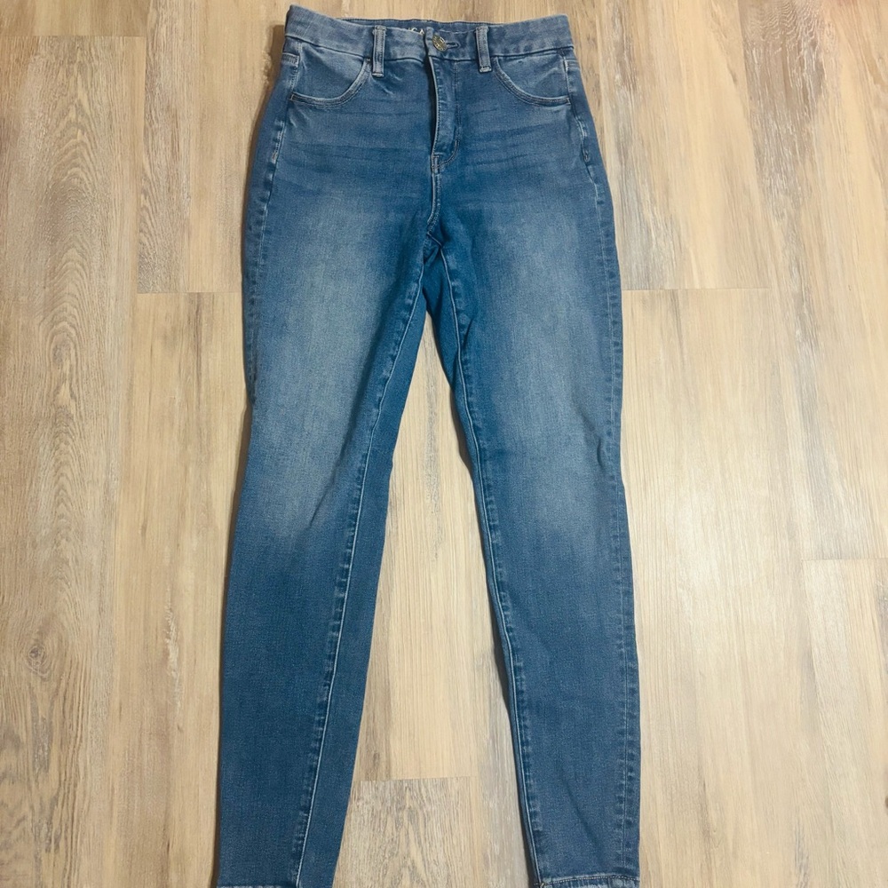 American Eagle Outfitters High-Rise Medium Blue Skinny Jeans